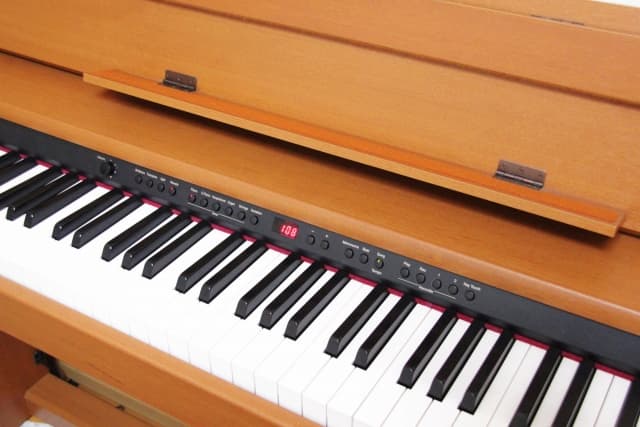 電子ピアノ